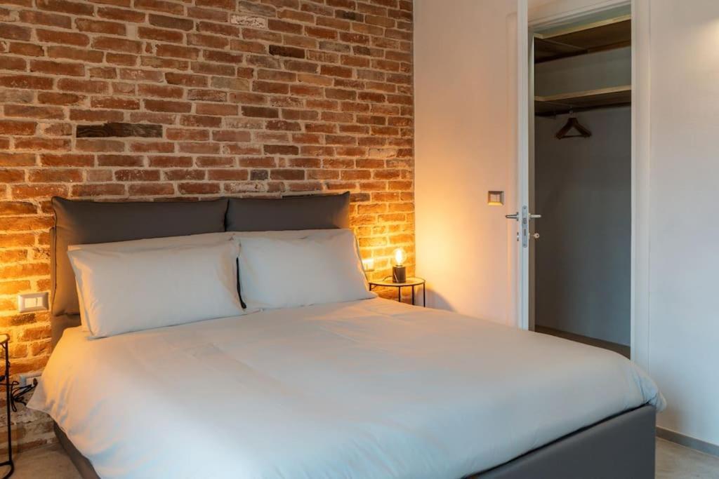 Centro Storico Recinto Dei Nobili 4-Private Parking Apartment Асти Екстериор снимка