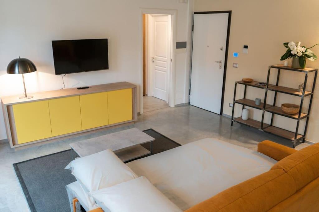 Centro Storico Recinto Dei Nobili 4-Private Parking Apartment Асти Екстериор снимка